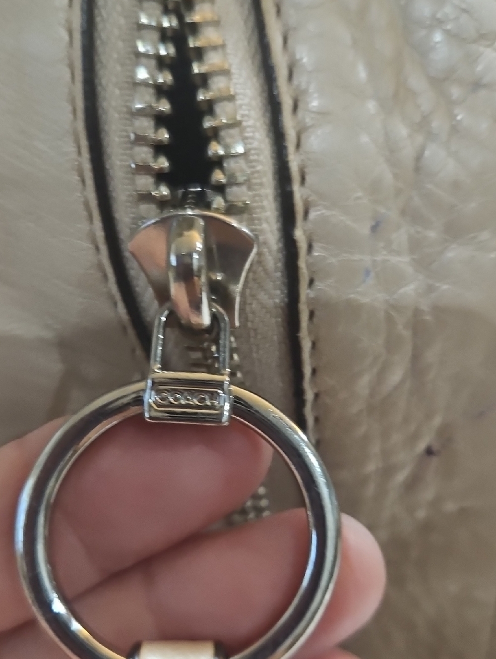 Vintage Coach Chelsey metallic Champagne Hobo Shoulder bag - Picture 5 of 9